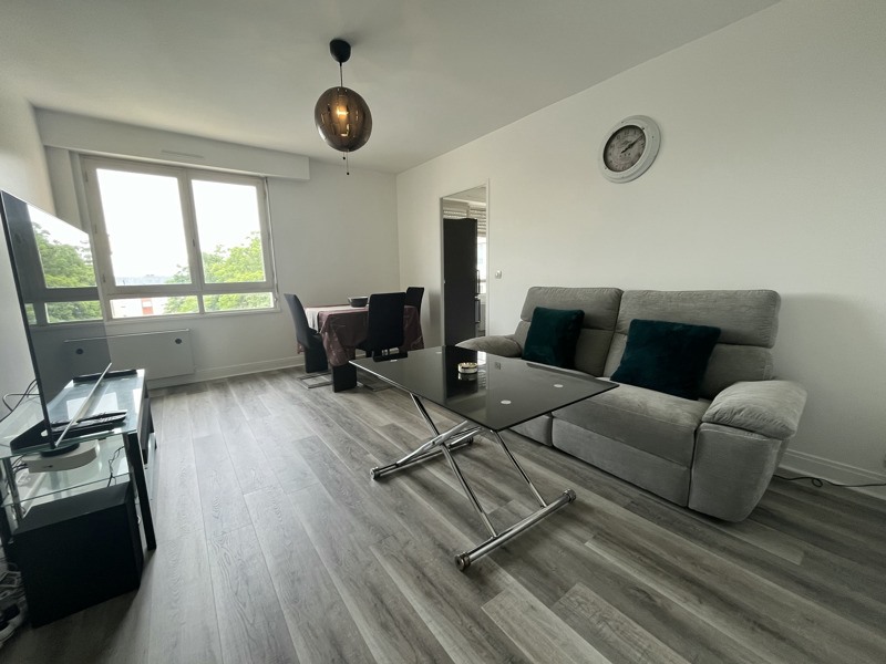 Vente Appartement VIERZON - 4 pièces -99 m² - (18100)