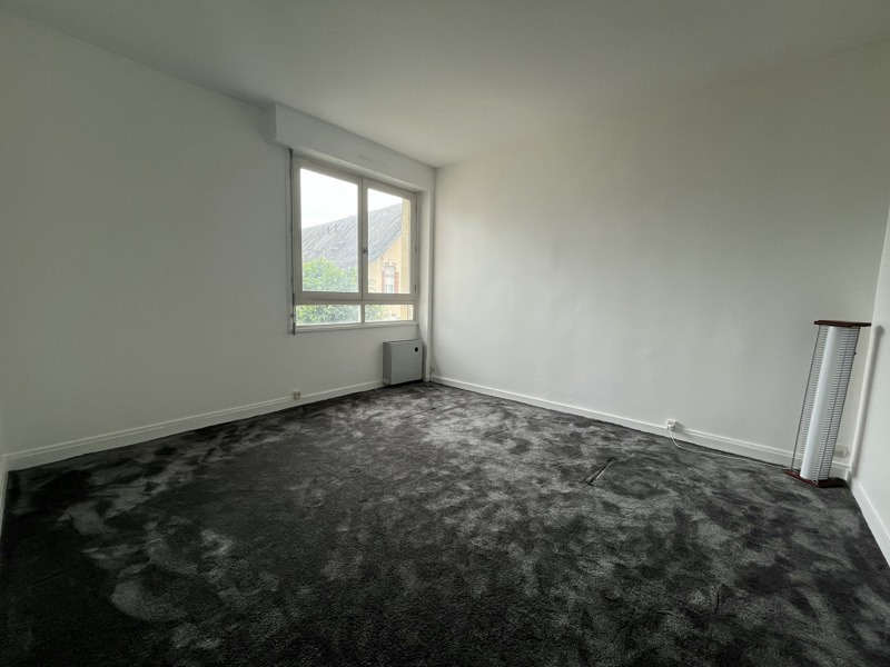 Vente Appartement VIERZON - 4 pièces -99 m² - (18100)