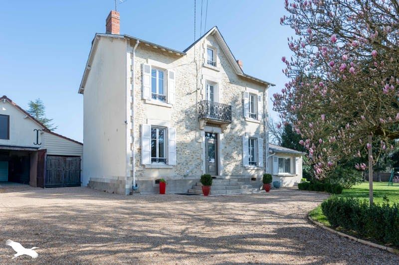 Vente Maison VIERZON - 6 pièces -165 m² - (18100)
