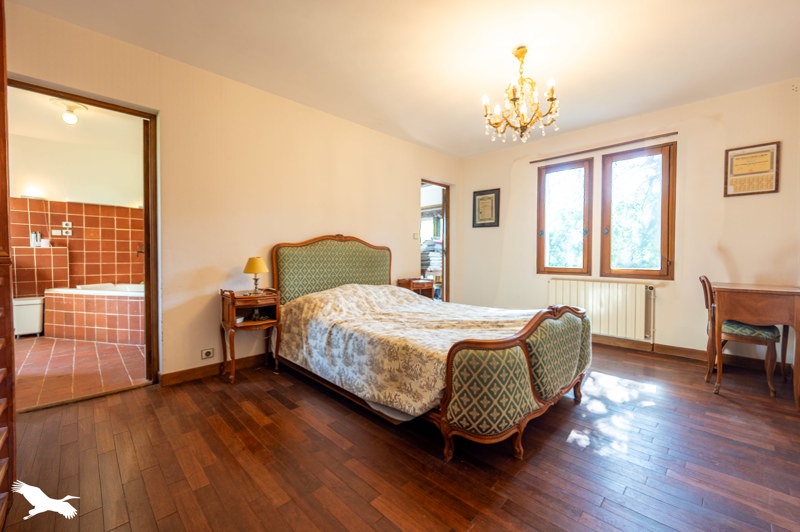 Vente Maison VIERZON - 8 pièces -176 m² - (18100)