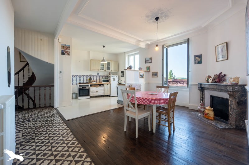 Vente Maison VIERZON - 7 pièces -219 m² - (18100)