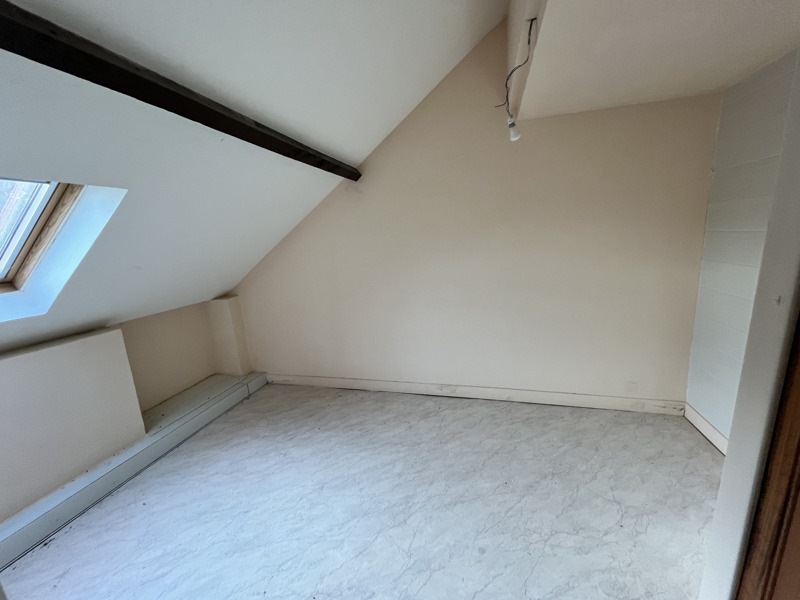 Vente Maison NEUVY SUR BARANGEON - 5 pièces -89 m² - (18330)