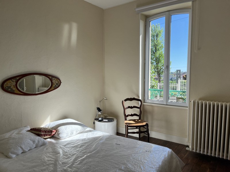 Vente Maison VIERZON - 5 pièces -125 m² - (18100)