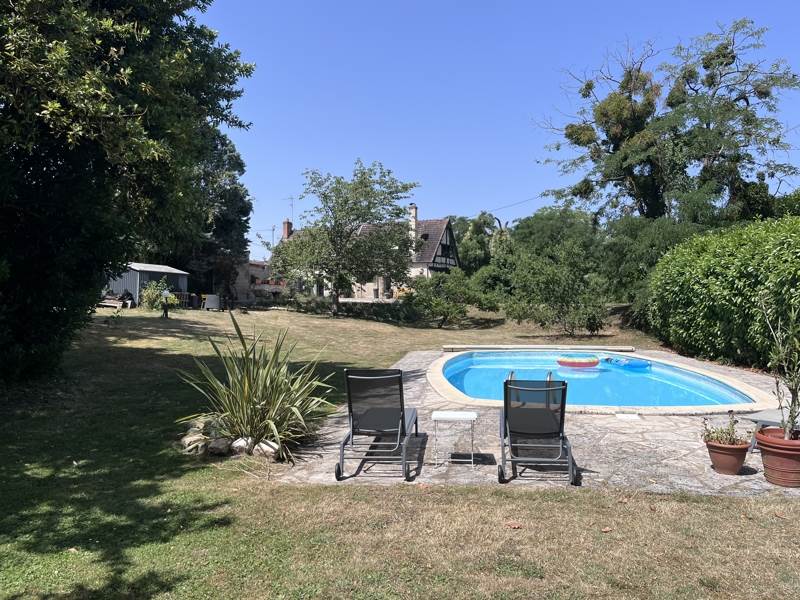 Vente Maison VIERZON - 6 pièces -159 m² - (18100)
