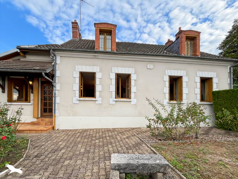 Maison 3 pièces 100 m² · à Vierzon · 100 m² · 103 740 €