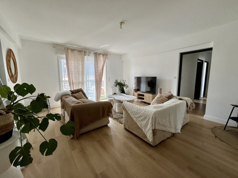 Vente Appartement Vierzon - 4 pièces -99 m² - (18100)