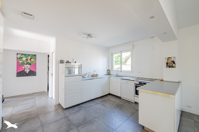 Vente Maison IZON - 6 pièces -153 m² - (33450)