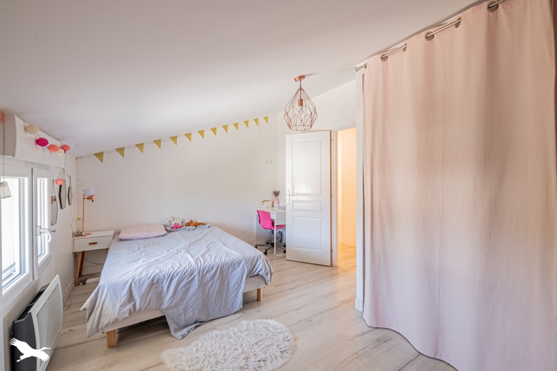 Vente Maison IZON - 6 pièces -153 m² - (33450)