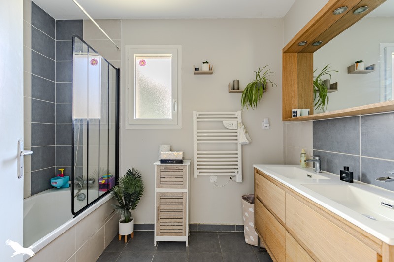 Vente Maison IZON - 5 pièces -100 m² - (33450)