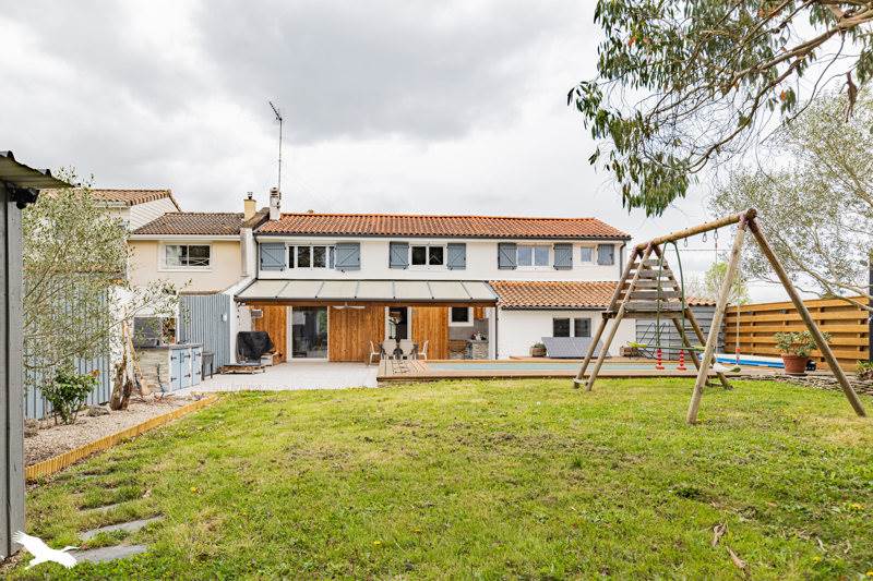 Vente Maison ST SULPICE ET CAMEYRAC - 5 pièces -126 m² - (33450)