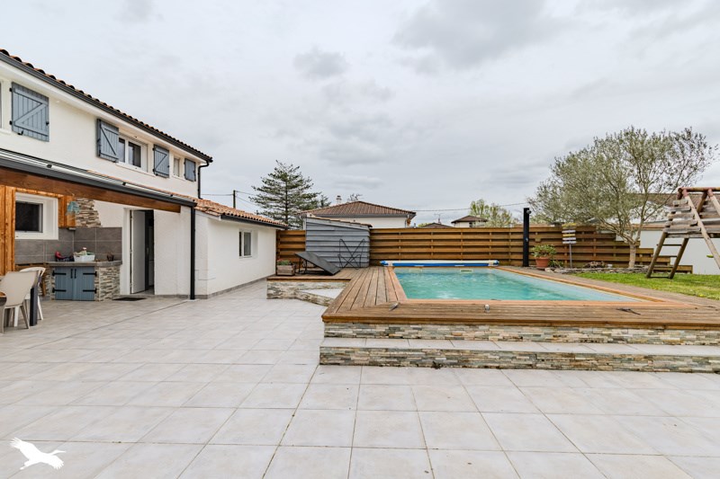 Vente Maison ST SULPICE ET CAMEYRAC - 5 pièces -126 m² - (33450)