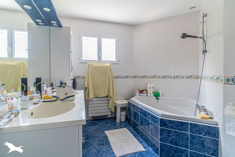 Vente Maison IZON - 6 pièces -128 m² - (33450)