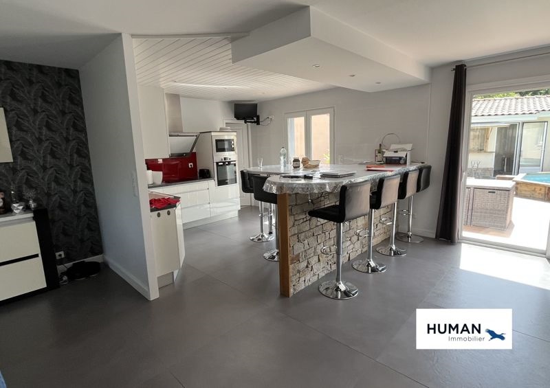 Vente Maison IZON - 6 pièces -128 m² - (33450)