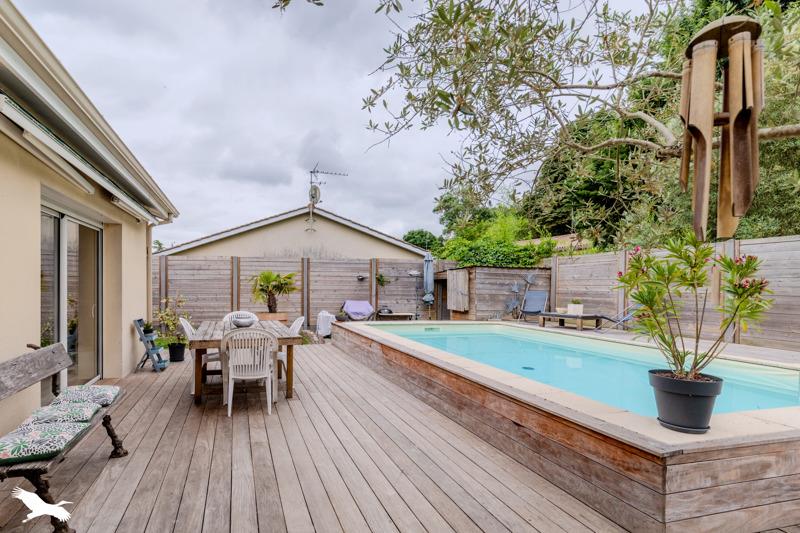 Vente Maison ST LOUBES - 7 pièces -145 m² - (33450)