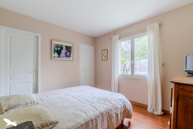 Vente Maison ST LOUBES - 7 pièces -145 m² - (33450)