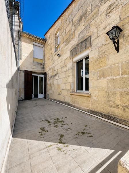 Vente Appartement ST LOUBES - 6 pièces -136 m² - (33450)