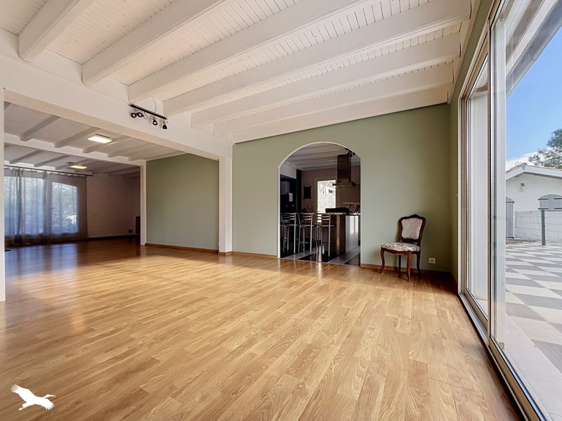 Vente Maison Saint-Loubès - 5 pièces -143 m² - (33450)