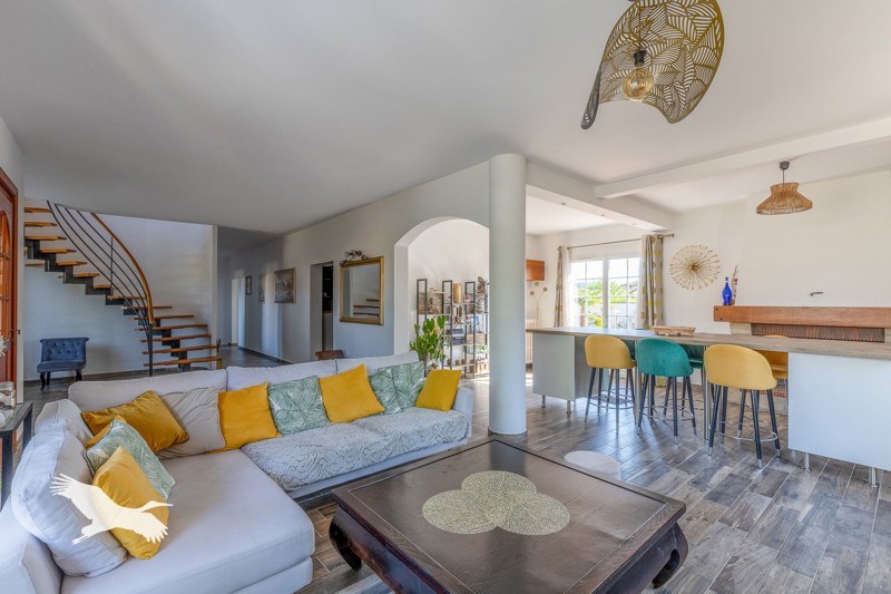 Vente Maison BRUGUIERES - 6 pièces -198 m² - (31150)