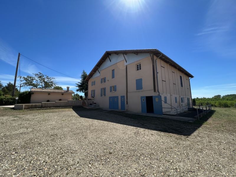 Vente Maison ST PARDOUX DU BREUIL - 7 pièces -282 m² - (47200)