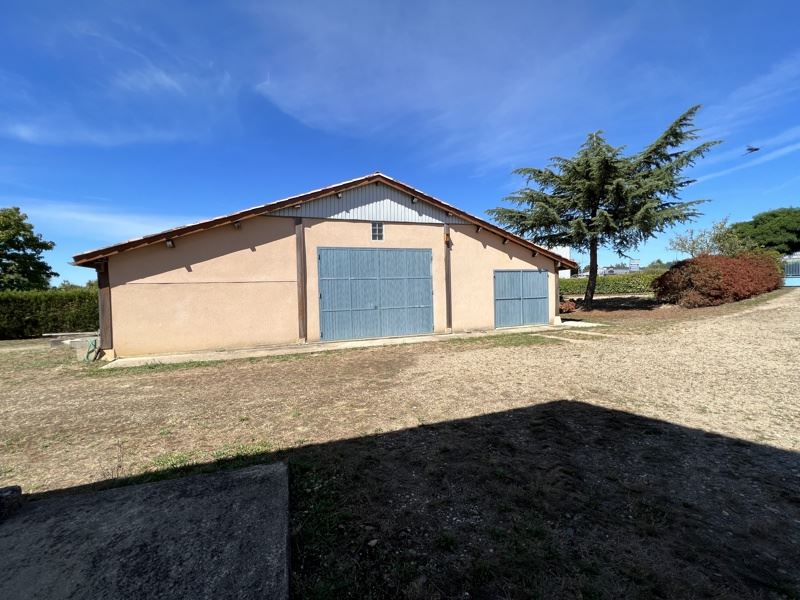 Vente Maison ST PARDOUX DU BREUIL - 7 pièces -282 m² - (47200)