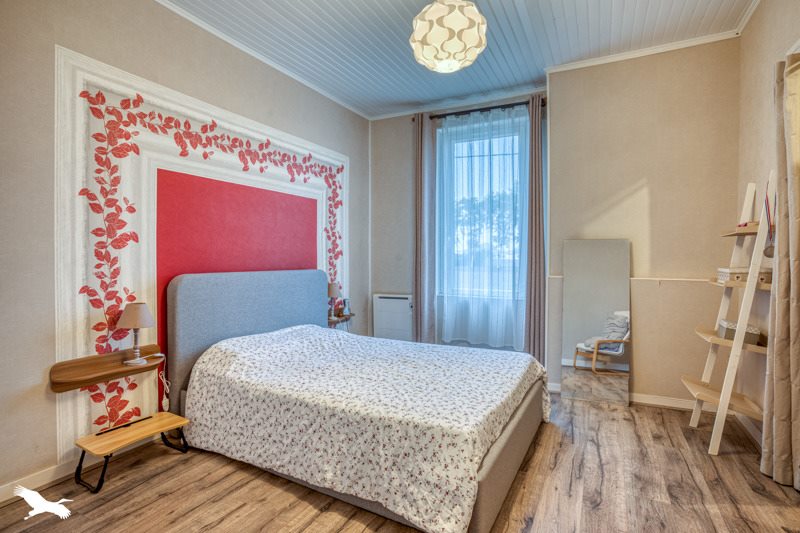 Vente Maison Saint-Pardoux-du-Breuil - 9 pièces -260 m² - (47200)
