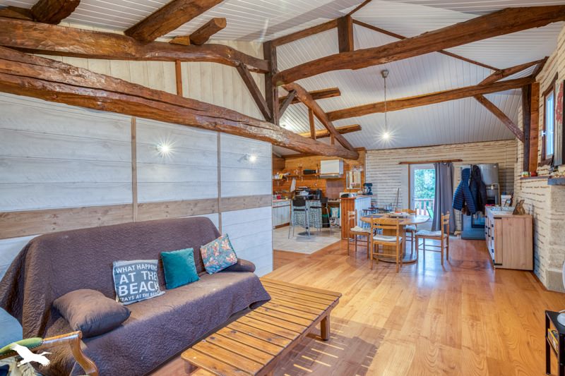 Vente Maison Saint-Pardoux-du-Breuil - 9 pièces -260 m² - (47200)