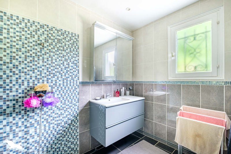 Vente Maison ST LAURENT DE MURE - 4 pièces -99,8 m² - (69720)