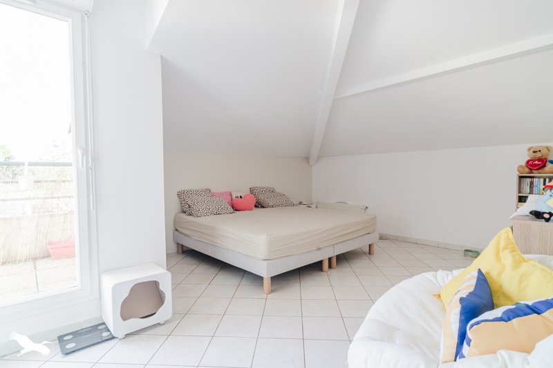 Vente Appartement ST PRIEST - 3 pièces -76 m² - (69800)