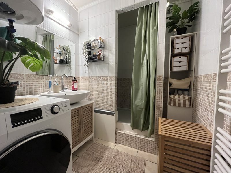Vente Maison Saint-Priest - 7 pièces -150 m² - (69800)