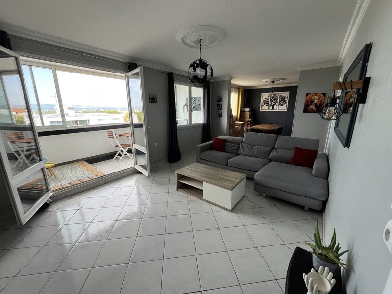 Vente Appartement ST PRIEST - 4 pièces -87 m² - (69800)