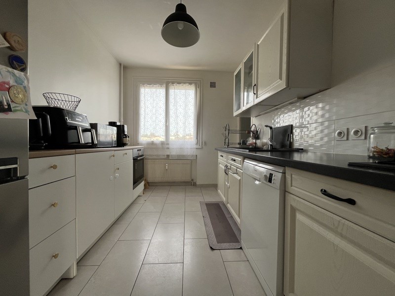 Vente Appartement Saint-Priest - 3 pièces -77 m² - (69800)