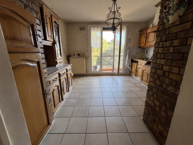 Vente Appartement Saint-Priest - 5 pièces -124 m² - (69800)