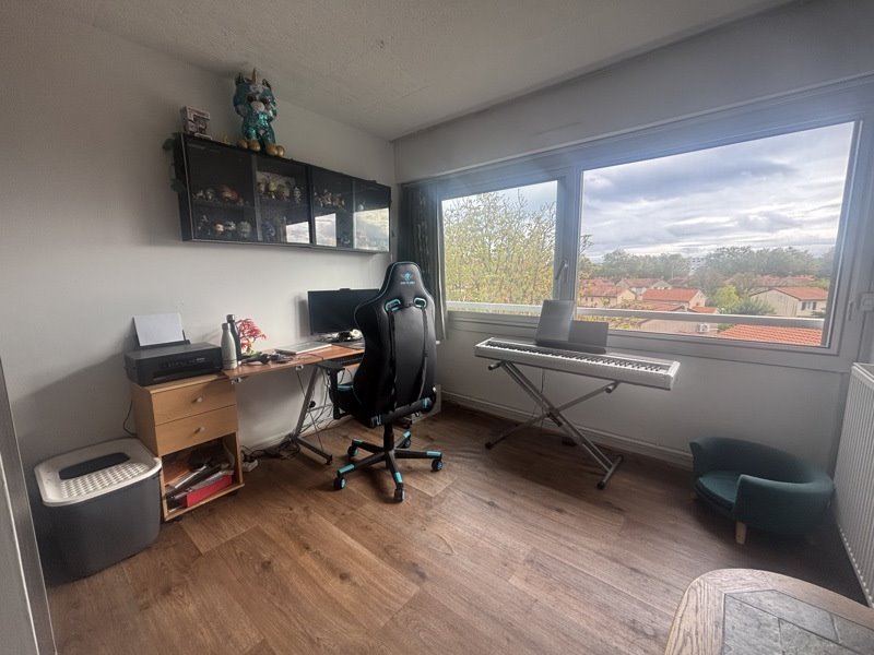 Vente Appartement Saint-Priest - 3 pièces -65 m² - (69800)
