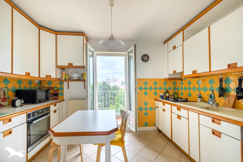 Vente Appartement ST PRIEST - 4 pièces -87 m² - (69800)