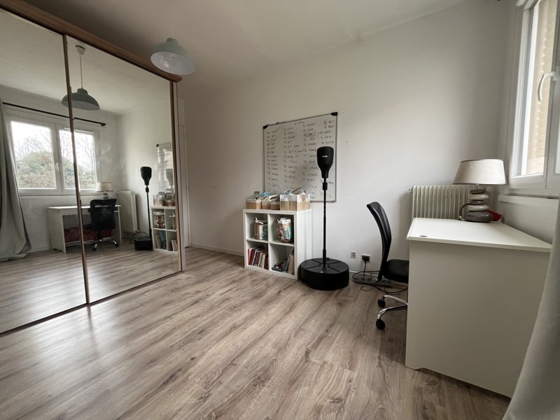 Vente Appartement ST PRIEST - 3 pièces -60 m² - (69800)