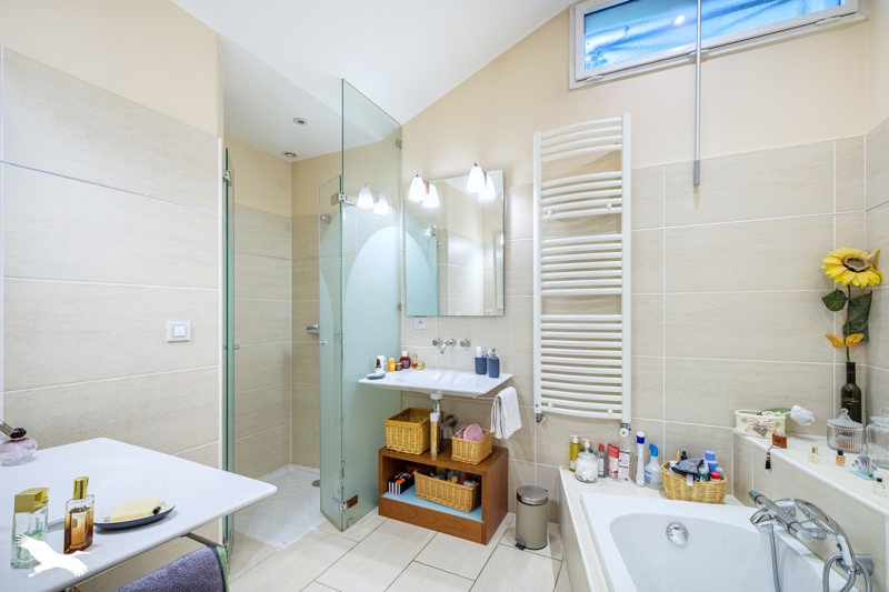 Vente Maison ST PRIEST - 4 pièces -197 m² - (69800)