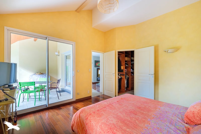 Vente Maison ST PRIEST - 4 pièces -197 m² - (69800)