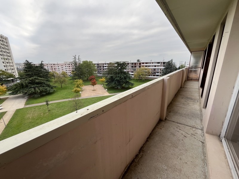 Vente Appartement ST PRIEST - 4 pièces -74 m² - (69800)