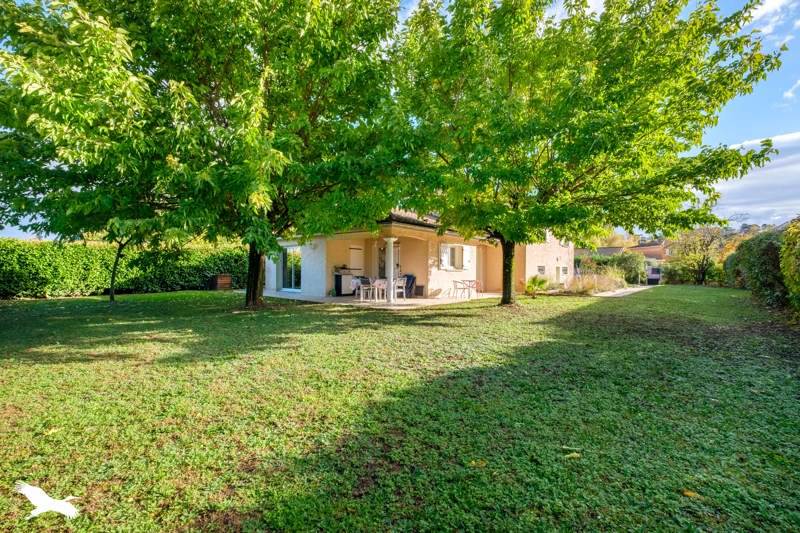 Vente Maison MIONS - 5 pièces -120 m² - (69780)