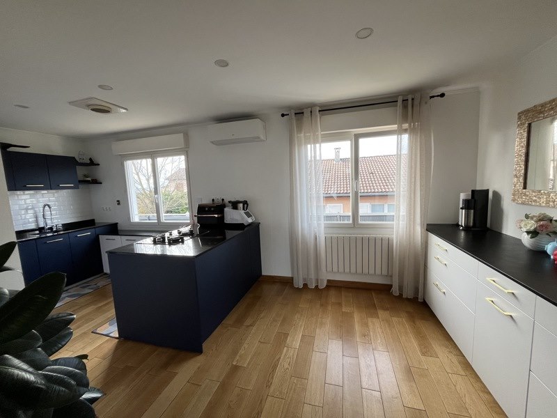 Vente Maison ST PRIEST - 6 pièces -190 m² - (69800)