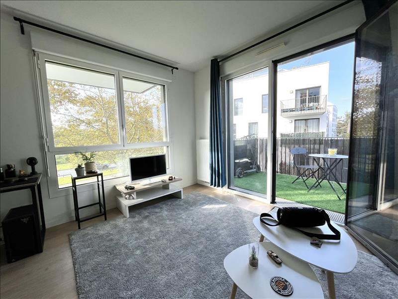 Vente Appartement BORDEAUX - 2 pièces -48 m² - (33300)