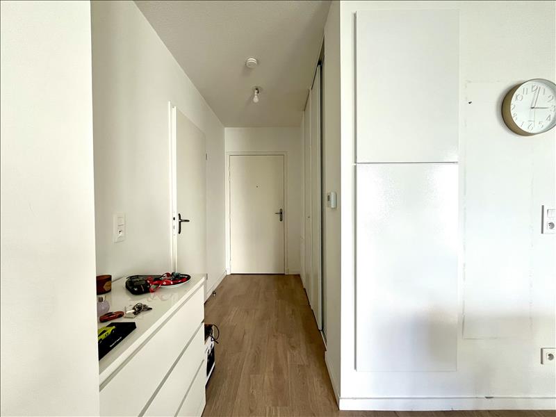 Vente Appartement BORDEAUX - 2 pièces -48 m² - (33300)