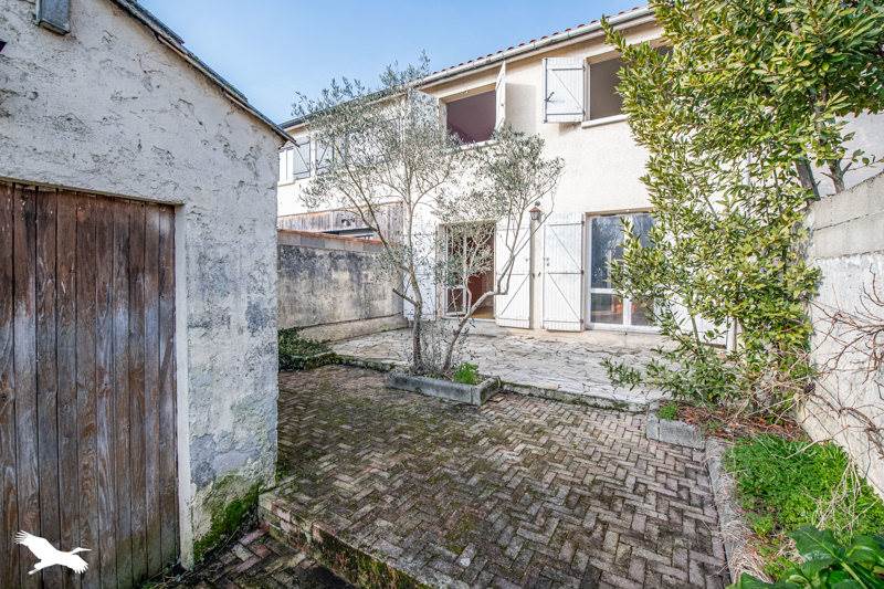 Vente Maison BORDEAUX - 5 pièces -100 m² - (33300)