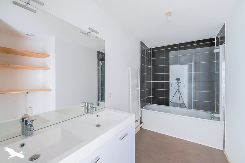 Vente Appartement BORDEAUX - 3 pièces -64 m² - (33300)