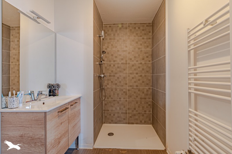 Vente Appartement BORDEAUX - 2 pièces -44 m² - (33300)