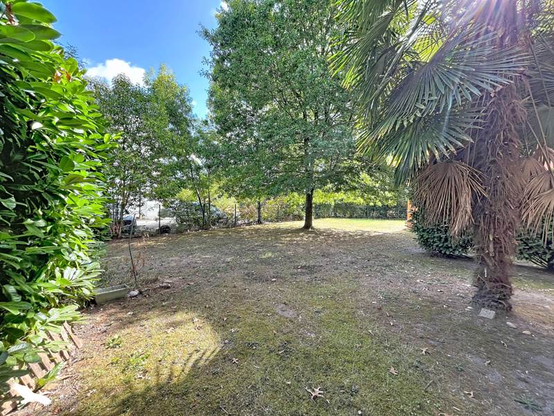Vente Appartement BORDEAUX - 2 pièces -47 m² - (33300)