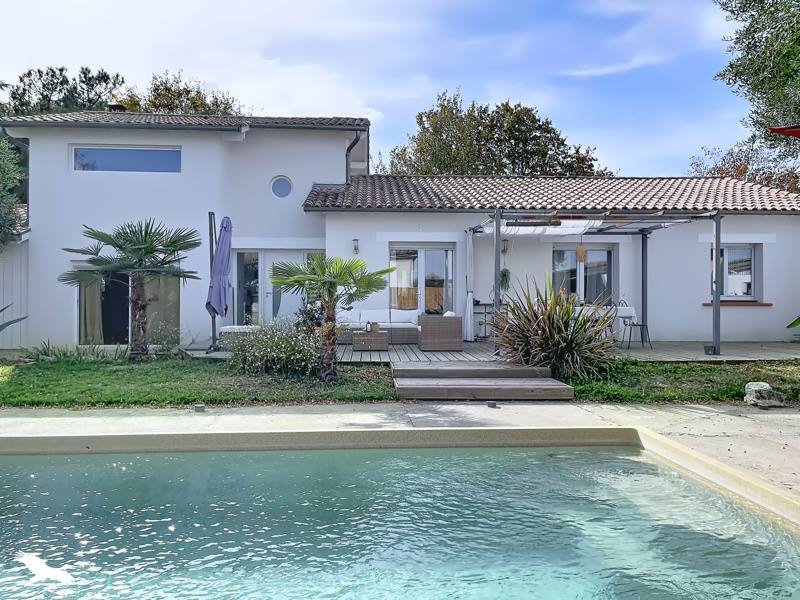 Vente Maison VERDUN SUR GARONNE - 5 pièces -180 m² - (82600)