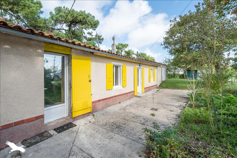 Vente Maison LE CHATEAU D OLERON - 1 pièce -65 m² - (17480)