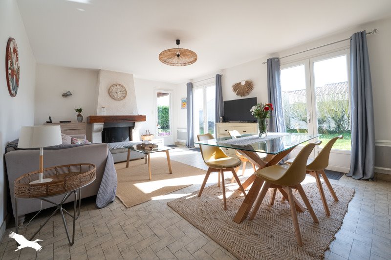 Vente Maison LE CHATEAU D OLERON - 4 pièces -80 m² - (17480)