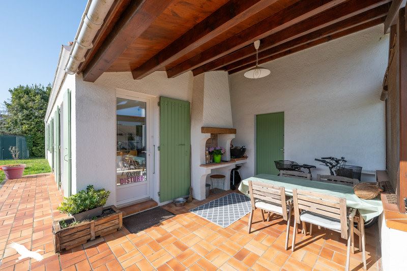 Vente Maison LE CHATEAU D OLERON - 4 pièces -80 m² - (17480)